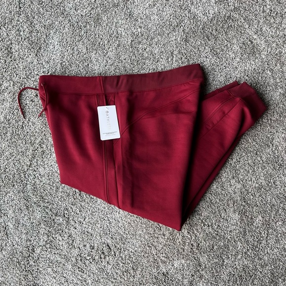 Athleta - Picture 2 of 3